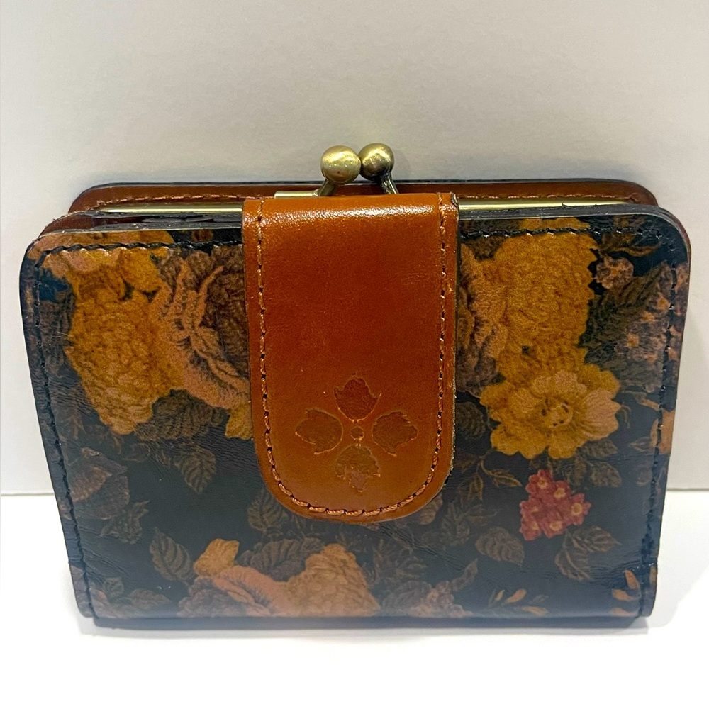 Patricia Nash Floral Pattern Women's Wallet